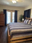 lake front, dock, hot tub, Clemson, 7 bedrooms, 7 baths, kayaks, waterfalls , - Parvekkeita