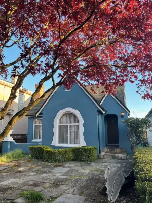 4 big bedrooms 2bathroom with tub and shower6mins to airport 20mins to downtown - Bungalows