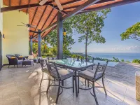 Incredible Ocean Views, Private Pool, Fully Equipped Villa in a Gated Community Hotels in Osa