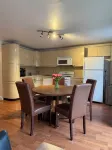 The Ultimate NYC Group Getaway. Sleeps 10 in Hoboken - ห้องครัว