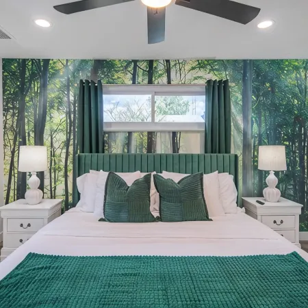 Luxe Oasis! Heated Pool, Spa, Theater, Game room, Sauna & Gym!