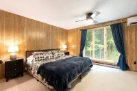 Laurel Highlands Getaway Chalet - Fire Pit, Game Room, Near Ski Resorts & Lake - Chalets