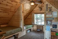 Family-sized, quaint cabin on the edge of the US Forest - Chalets