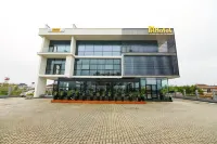 N Hotel by Noshi - parking