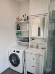 Elegant Studio, facing marina and harbour - Wi-Fi