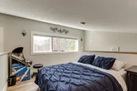 3-Br Luxury Home with Hot Tub & Arcade Games - 3-Star
