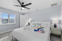 Waterfront - Private Fishing & Boating Dock - 4 Kayaks - Gulf of America Access - 3-Star