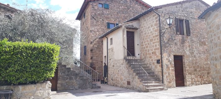 "Il Focolare" Superior Apartment in Monticchiello Hotels in Pienza