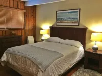 Miramar Beach oceanfront home w/ amazing deck views & just steps from the beach - 무료 와이파이
