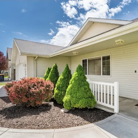 Charming 3-bedroom house in Twin Falls with King beds, BBQ grill