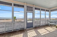Amazing Ocean View on Holly Beach - 3-Star