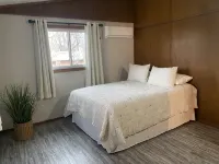 Peaceful Country Retreat/Game Room/5 Guests/Adirondack Chairs and Fire Table - ห้องครัว