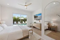 Luxe 2 King Ensuites. Salt Pool/Spa. Near Beach, Shops & Food. New with 4 Kings! - Gym