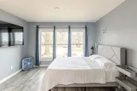 Fantastic Brickhouse sleep 12 plus, near MSU, Bass pro, Springfield downtown! - 홈스테이