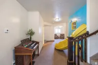 Springville Welcome Home: spacious 5-bedroom house in delightful Springville - 3-Star