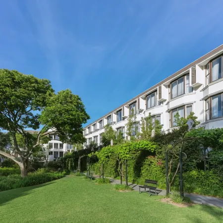 Vineyard Hotel Отели рядом с достопримечательностью «Парк Винберг»