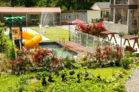 Samcheok Rainbow Pension - Pools