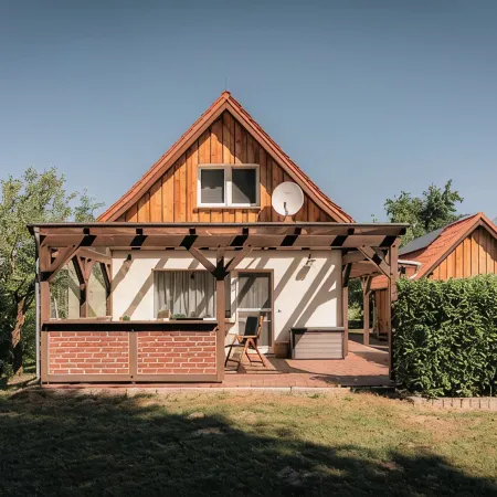 "Unterm Apfelbaum" Vacation Home: Boat Rides / Bike Tours – Anything Is Possible
