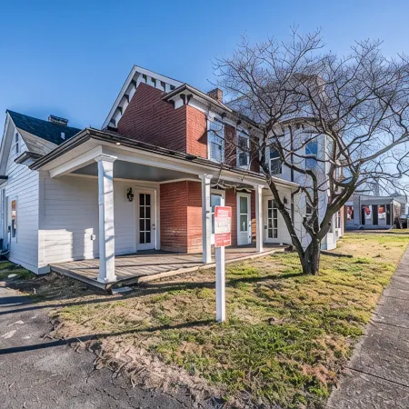 Enjoy Beautiful Historic Franklin Here!
