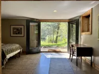 Hudson Valley stunning lake side modern barn in an Enchanted Forest - Boutique