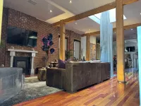3-Bedroom, Outdoor Japanese Soaking Tub, Fire-Pit, originally built in 1890! - Bungalows