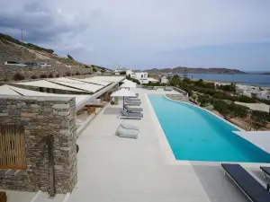 Kymo Luxury Suites Paros