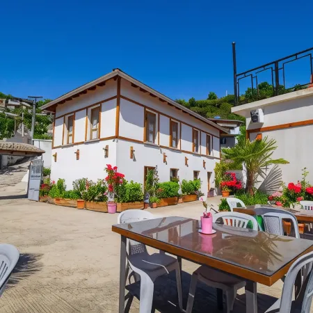 Hotel Bebej Tradicional