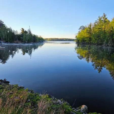 3-bedroom lake front cabin on Chippewa Flowage -Dun Rovin Road - Hayward, WI