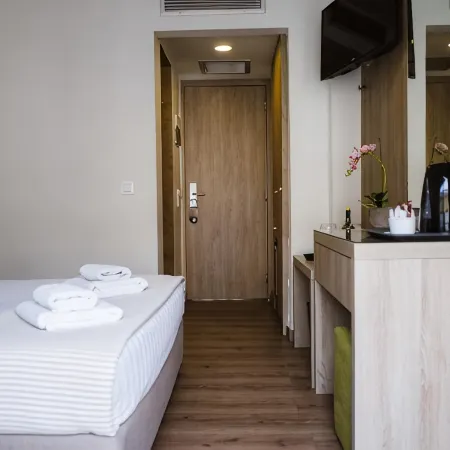 Piraeus Port Hotel