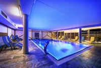 Hotel Resort Relax - Pools