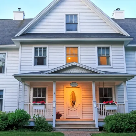 Eagle Harbor Inn
