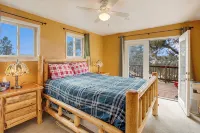 Modern mountain retreat! - Pet friendly - wi-fi - 3-Star