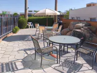 Holland Inn and Suites - parking