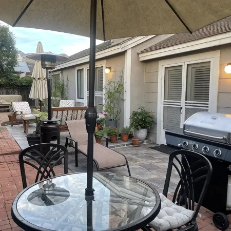 Private community Home, near to Beach and steps to pvt. community pool!