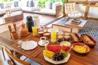 Colibri Beach Villas - 4-Star