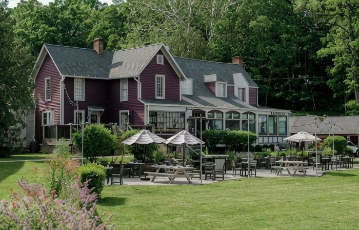 Plum Point Lodge