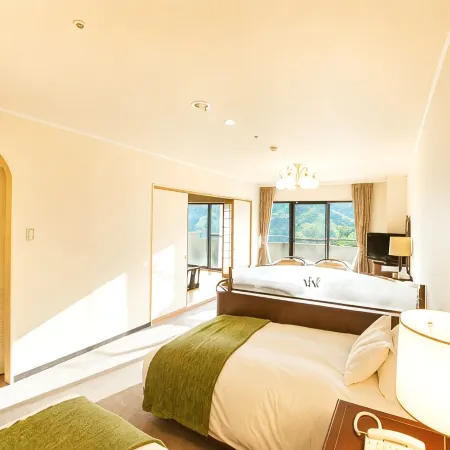 Livemax Resort Atami Forest