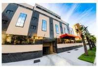 Saint Patrick Grand Hotel - 2-Star