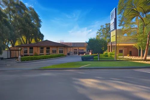 Pleasant Way River Lodge - Parking