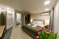 Kamienica No 111a Warsaw Airport Hotels in Gmina Raszyn