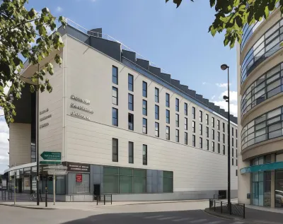 Appart Hôtel - Séjours & Affaires / Résidence étudiante - Les estudines Orléans Jeanne d'Arc