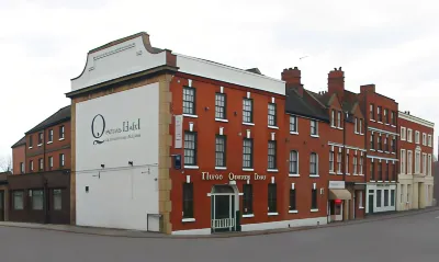 Three Queens Hotel Các khách sạn ở Burton-on-Trent