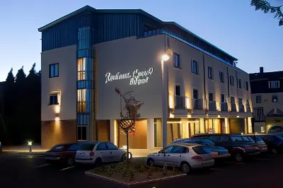 Belmore Court & Motel Hoteles cerca de Fermanagh County Show