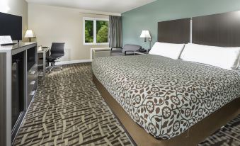 BridgePointe Inn & Suites by BPhotels, Council Bluffs, Omaha Area