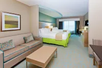 Holiday Inn Express & Suites Warner Robins North West