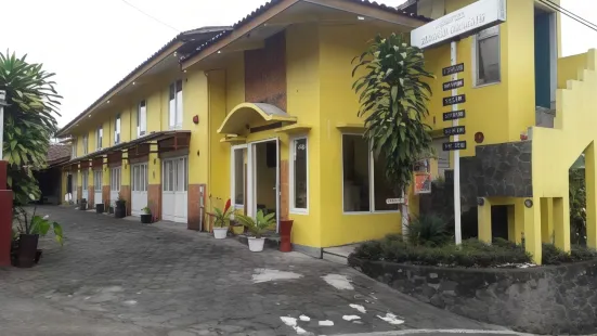 Hotel Kayu Manis