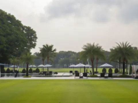 曼谷伊斯汀坦那市高爾夫度假村 素萬那普機場附近的飯店