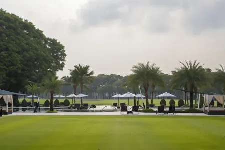 Eastin Thana City Golf Resort Bangkok