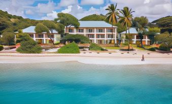 Bequia Beach Hotel - Luxury Resort