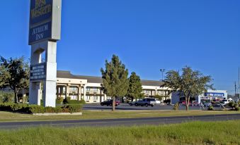 Days Inn by Wyndham Midland